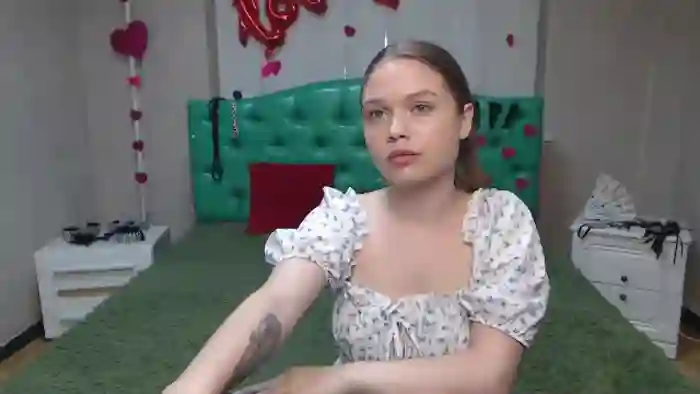 lara-cher