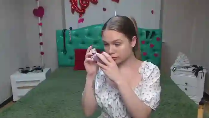 lara-cher