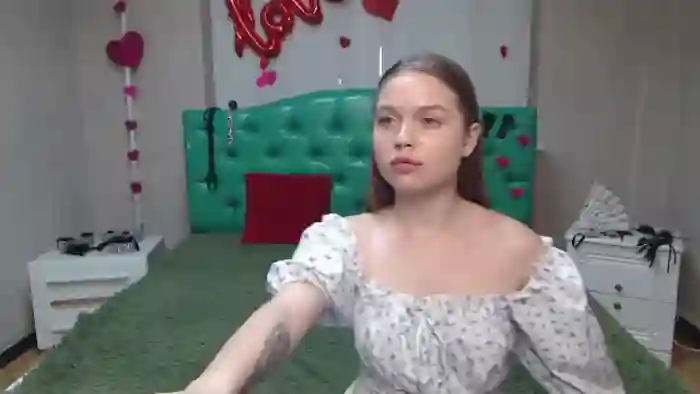 lara-cher