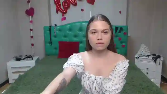 lara-cher