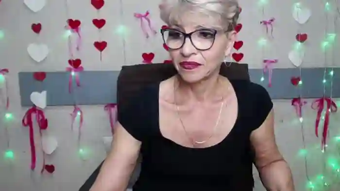 holly-incredible