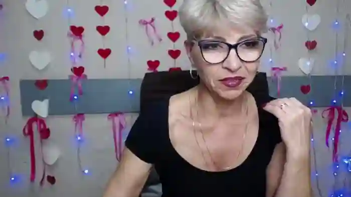 holly-incredible