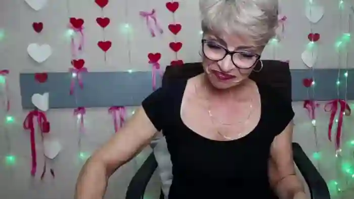 holly-incredible