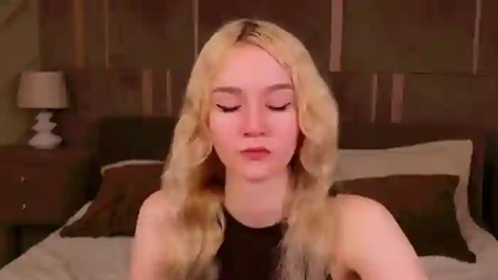 naomi-loys