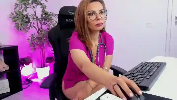 larissa-simson