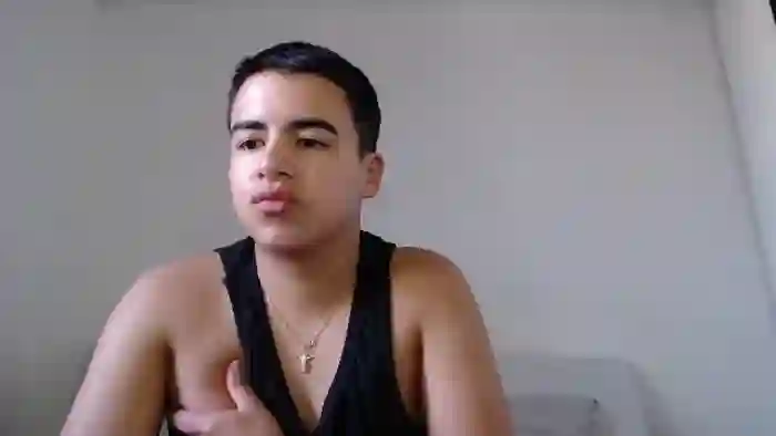 liam-kiss