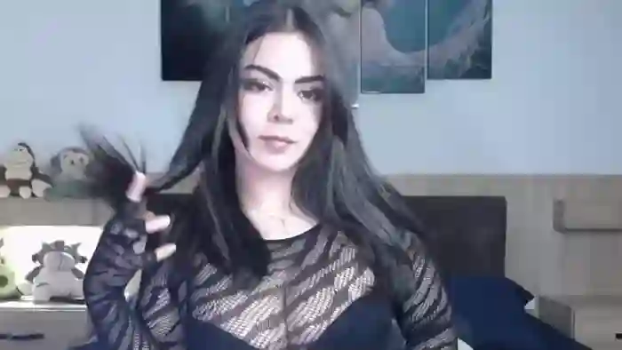 nahomy-cano