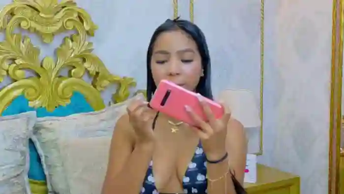 lucy-leah