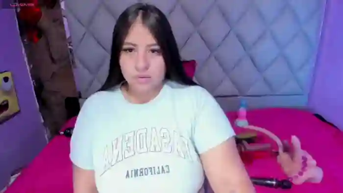 luisana-boobs
