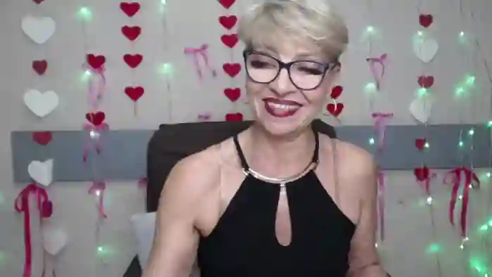 holly-incredible