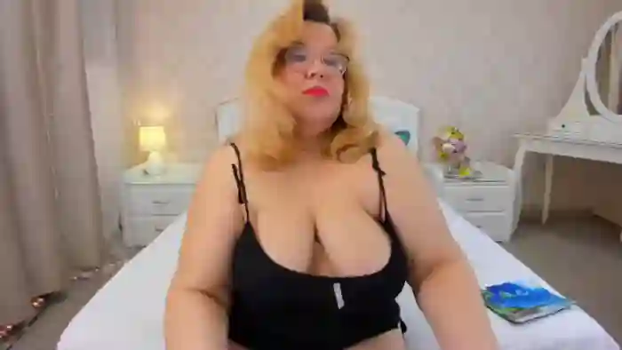 lila-lavian