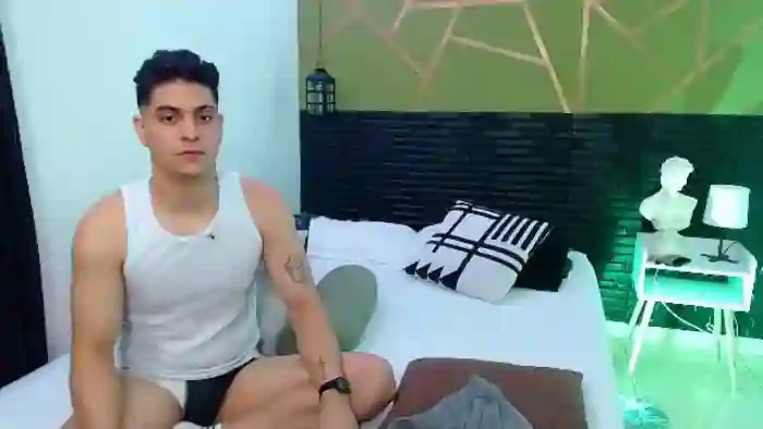 jordan-velez-and-rooney-saenz