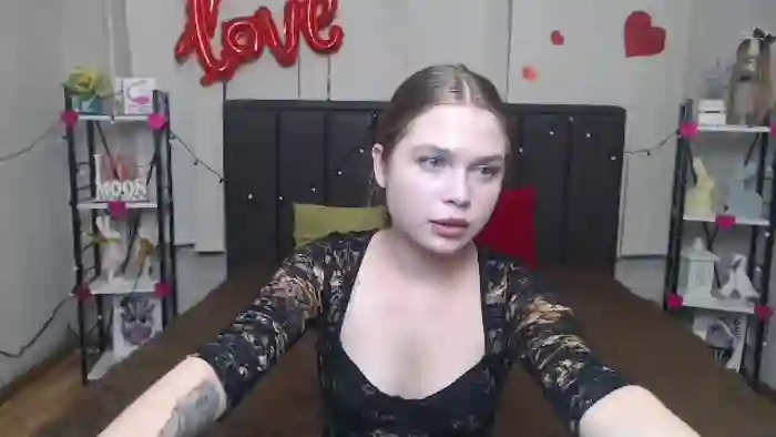 lara-cher