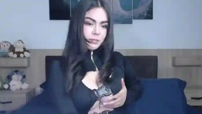 nahomy-cano