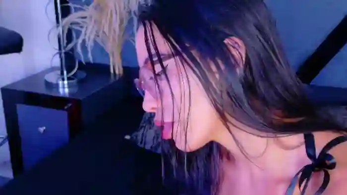 kylie-whitee