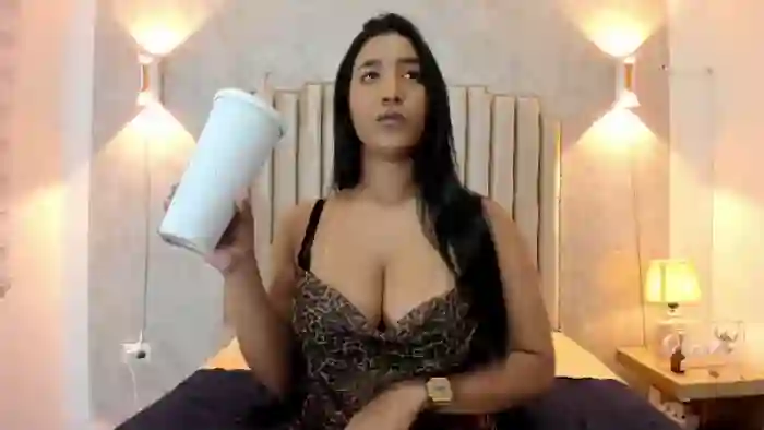 naisha-rousell