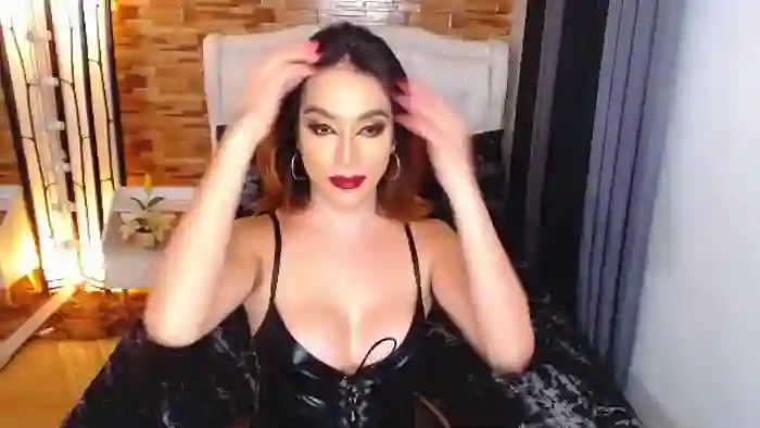 laura-addams