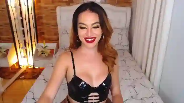 laura-addams