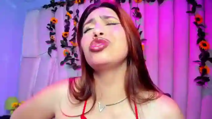 lucy-stonn