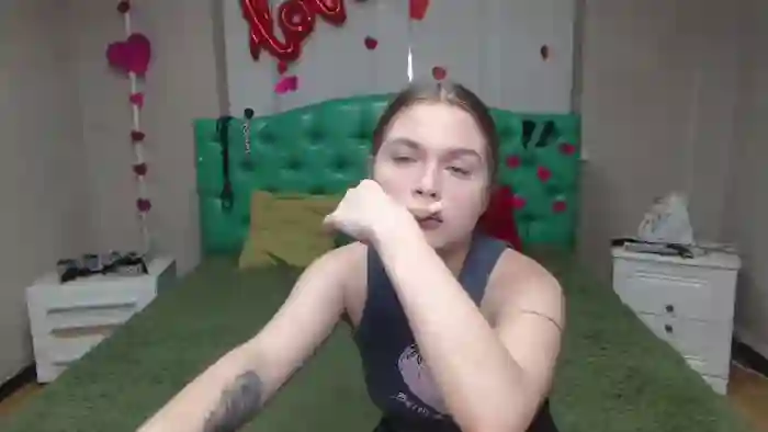 lara-cher