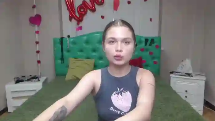 lara-cher
