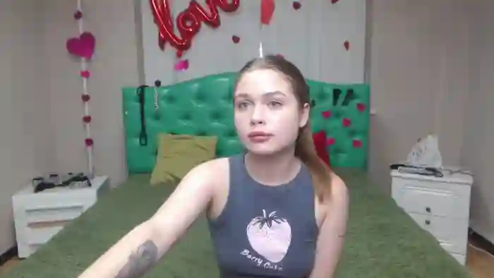 lara-cher