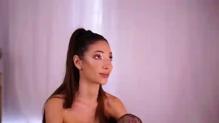 layla-kristal