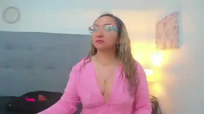 leyla-smith