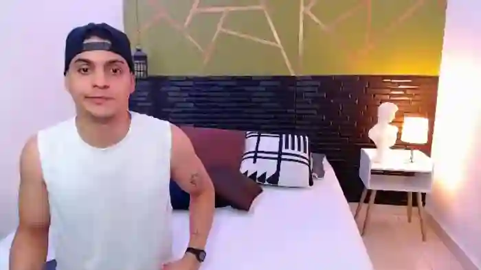 jordan-velez-and-rooney-saenz