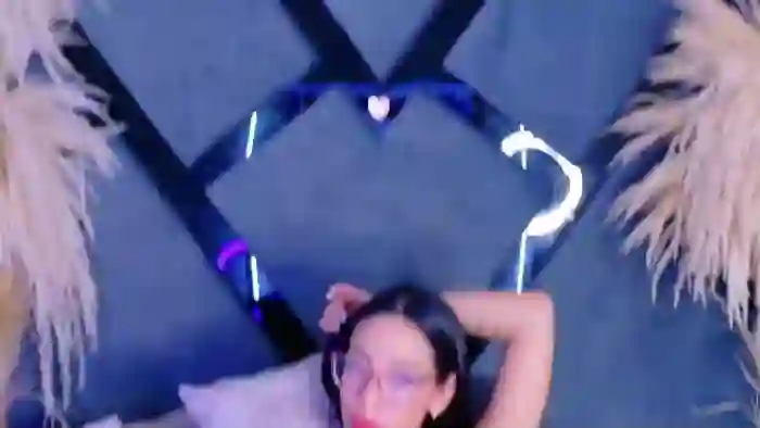 kylie-whitee