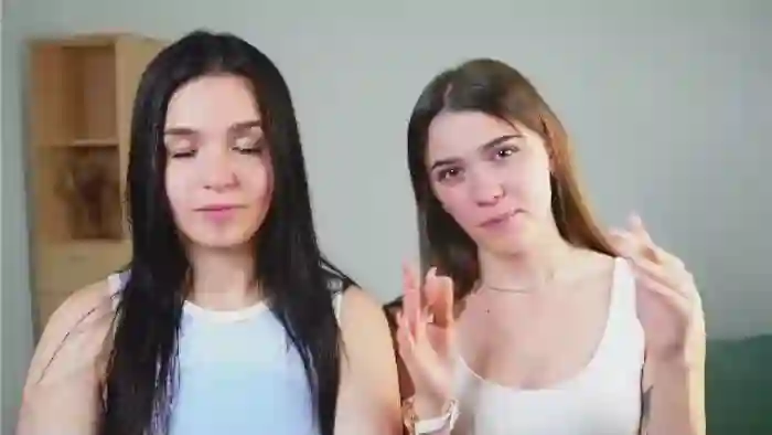 jesenia-brinn-and-annamaria-mackle
