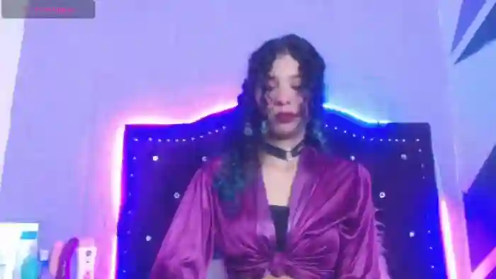 petite-ariana