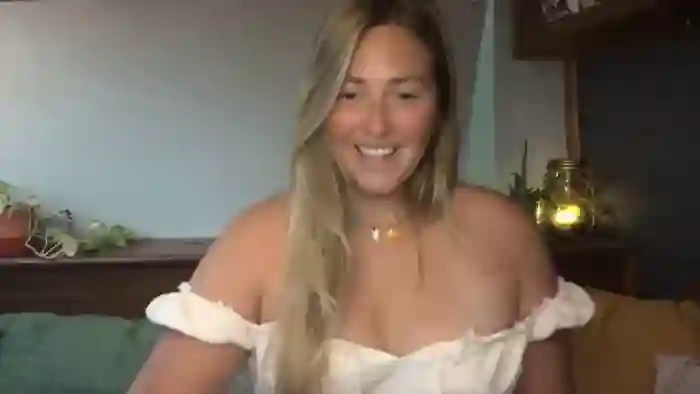 zoey-bell
