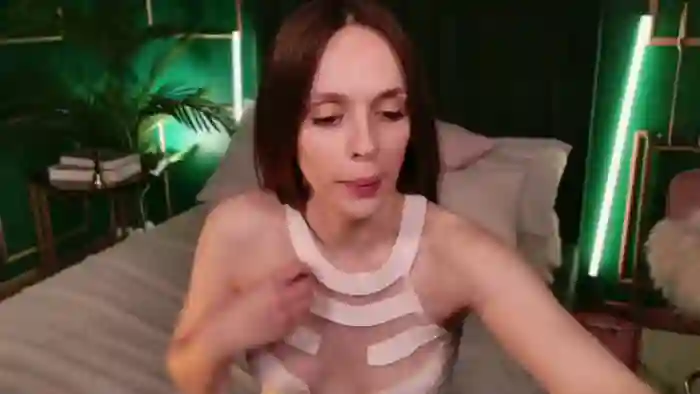 isabel-adams
