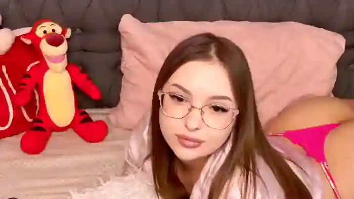 lindsey-lu