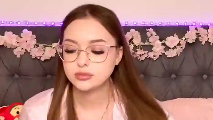 lindsey-lu