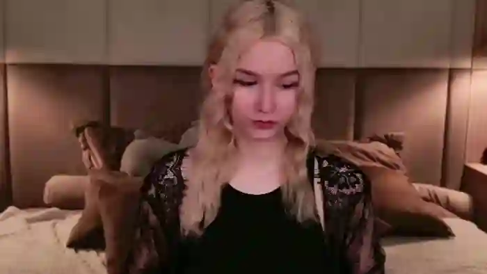 naomi-loys