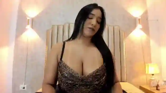 naisha-rousell