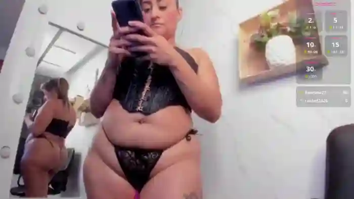 julieta-collinsx