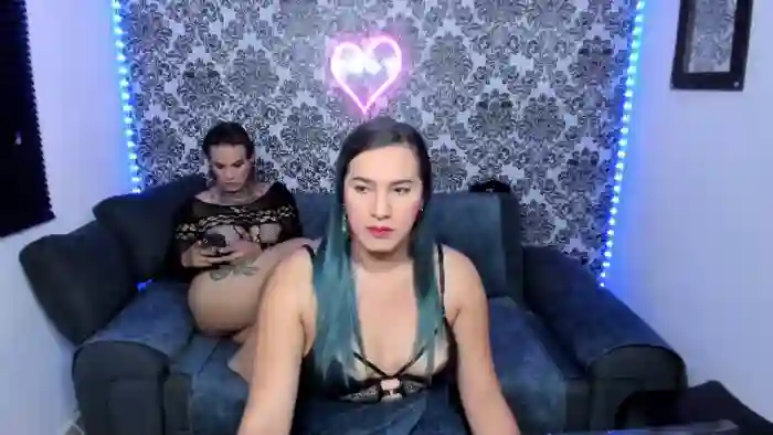 nathaly-rose-and-lizz-grant