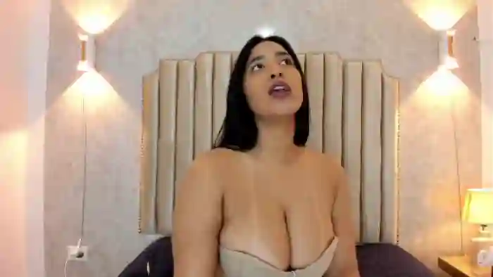 naisha-rousell