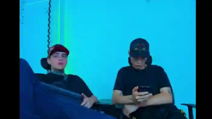 maxx-williamm-and-john-sally