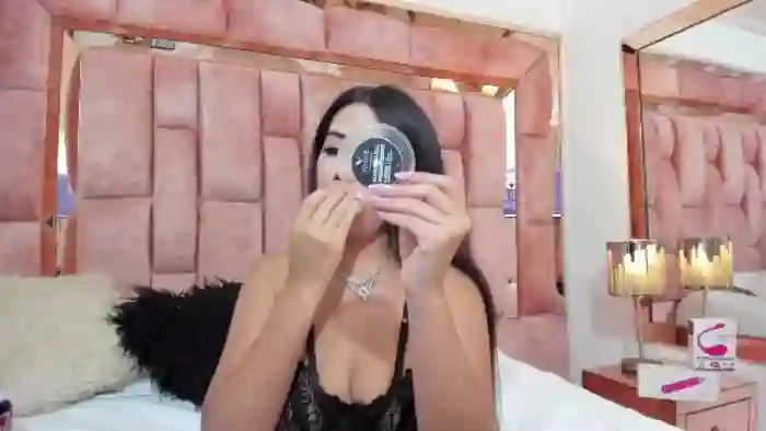 melanie-paz