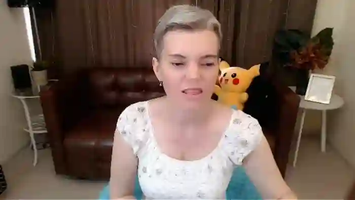 erikaa-cutie