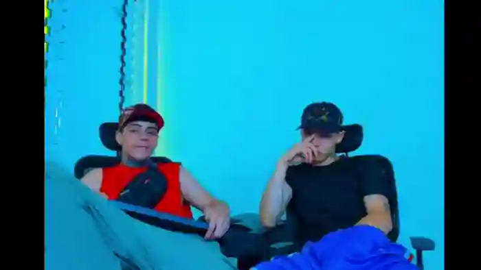 maxx-williamm-and-john-sally