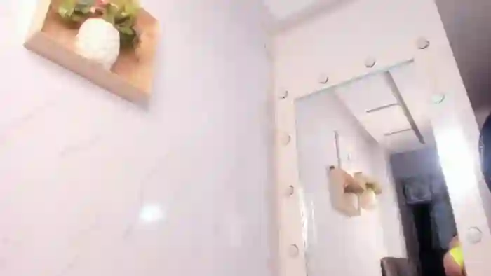 julieta-collinsx