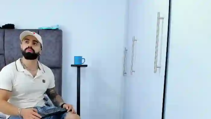 zack-froone