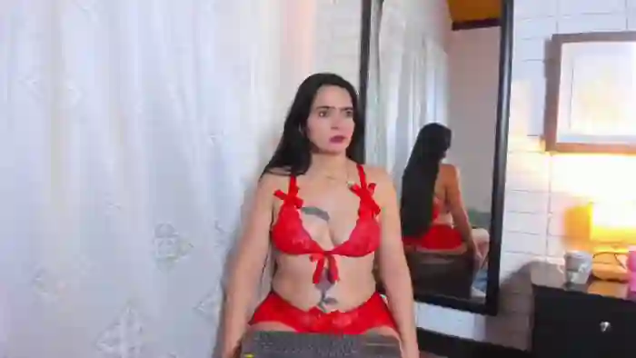 samantha-fiire