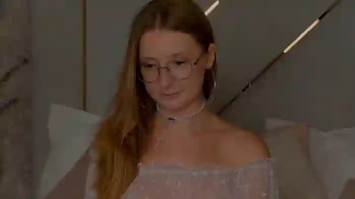 imogen-blare