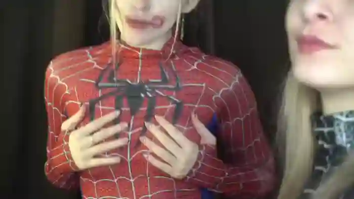 mae-beddingfield-and-sara-mauri